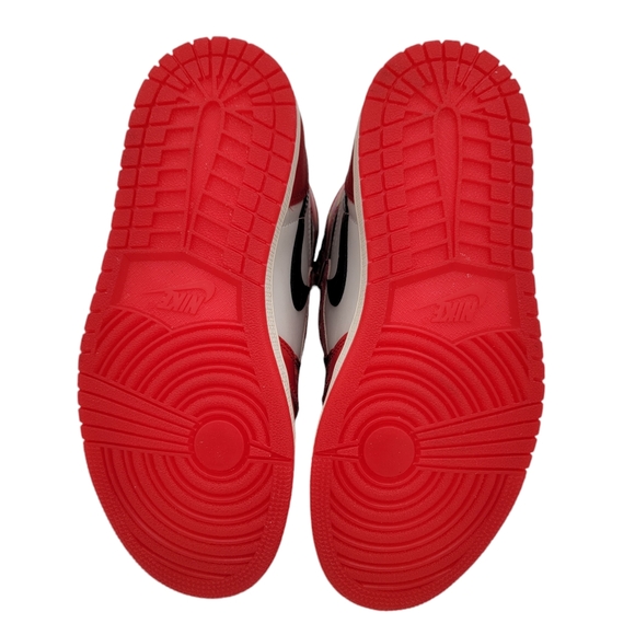 Jordan 1 Retro High OGSpider-Man Across the Spider-Verse (GS) Size 5.5 - Picture 7 of 10